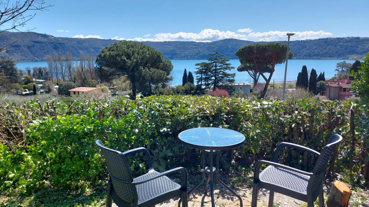 Bed&Breakfast "Fiorella" Sul Lago 카스텔간돌포 외부 사진