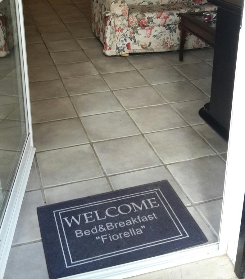 Bed&Breakfast "Fiorella" Sul Lago 카스텔간돌포 외부 사진