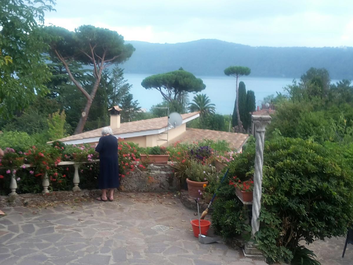 Bed&Breakfast "Fiorella" Sul Lago 카스텔간돌포 외부 사진